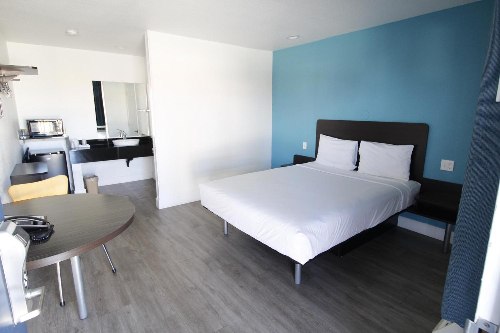 Motel 6-Moreno Valley, Ca - Perris Bagian luar foto