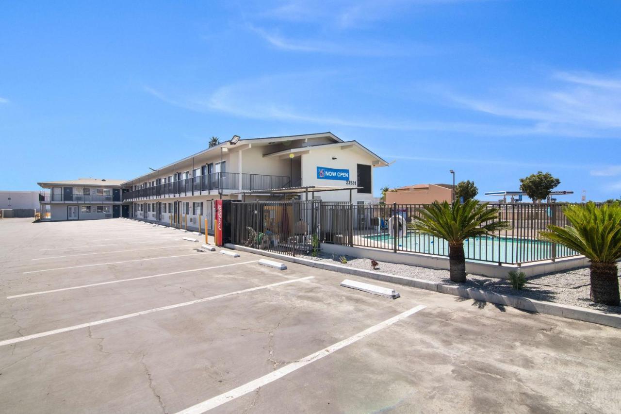 Motel 6-Moreno Valley, Ca - Perris Bagian luar foto