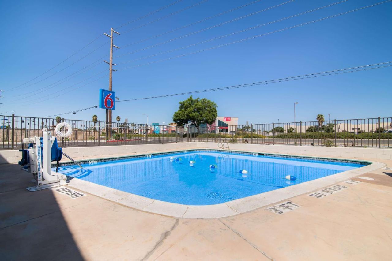 Motel 6-Moreno Valley, Ca - Perris Bagian luar foto